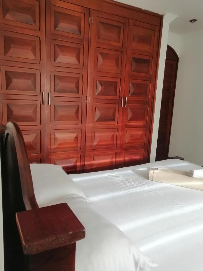 Hotel Boutique Babilonia מניזאלס מראה חיצוני תמונה