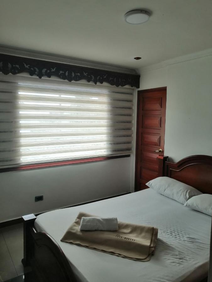 Hotel Boutique Babilonia מניזאלס מראה חיצוני תמונה