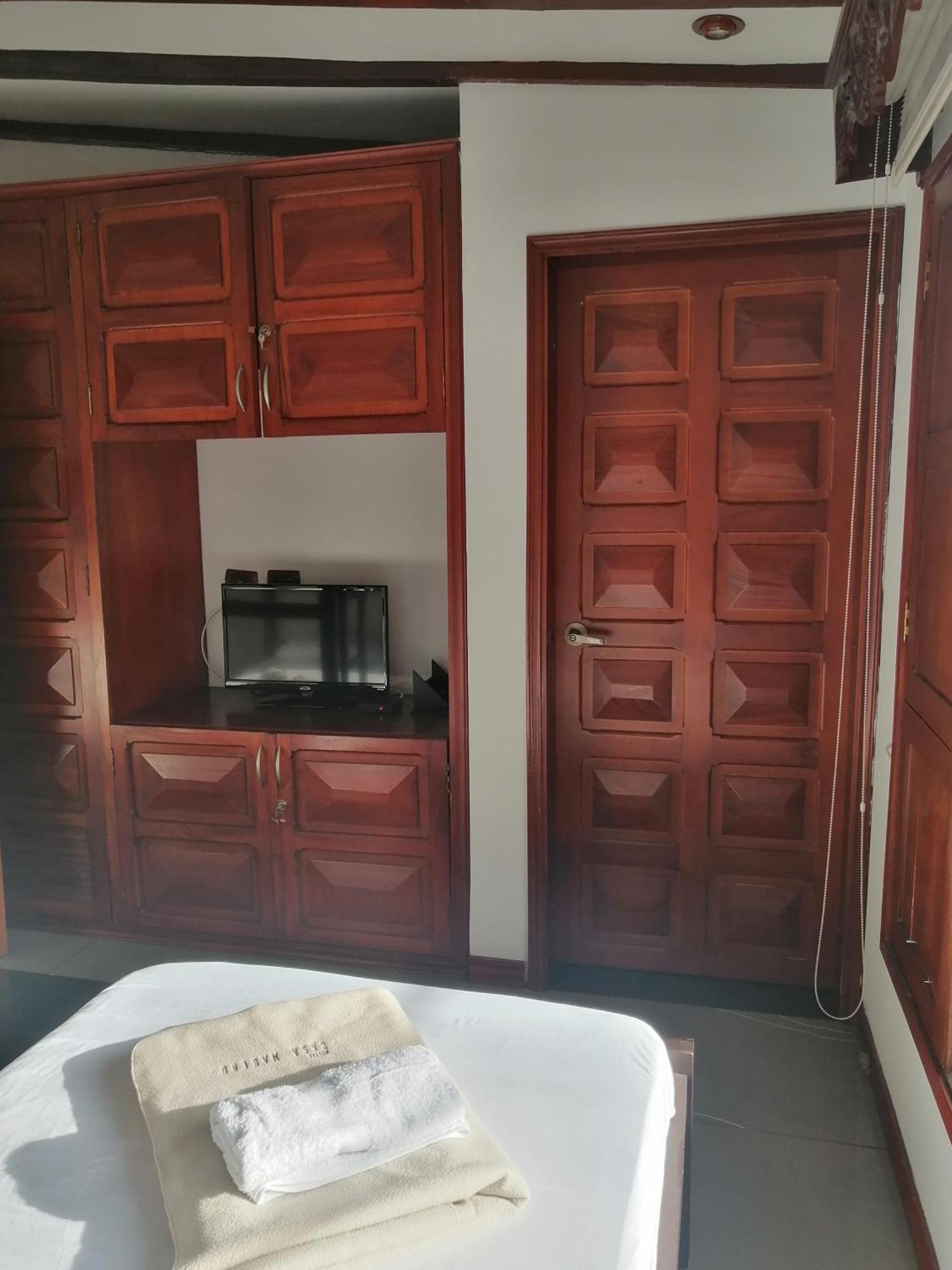 Hotel Boutique Babilonia מניזאלס מראה חיצוני תמונה