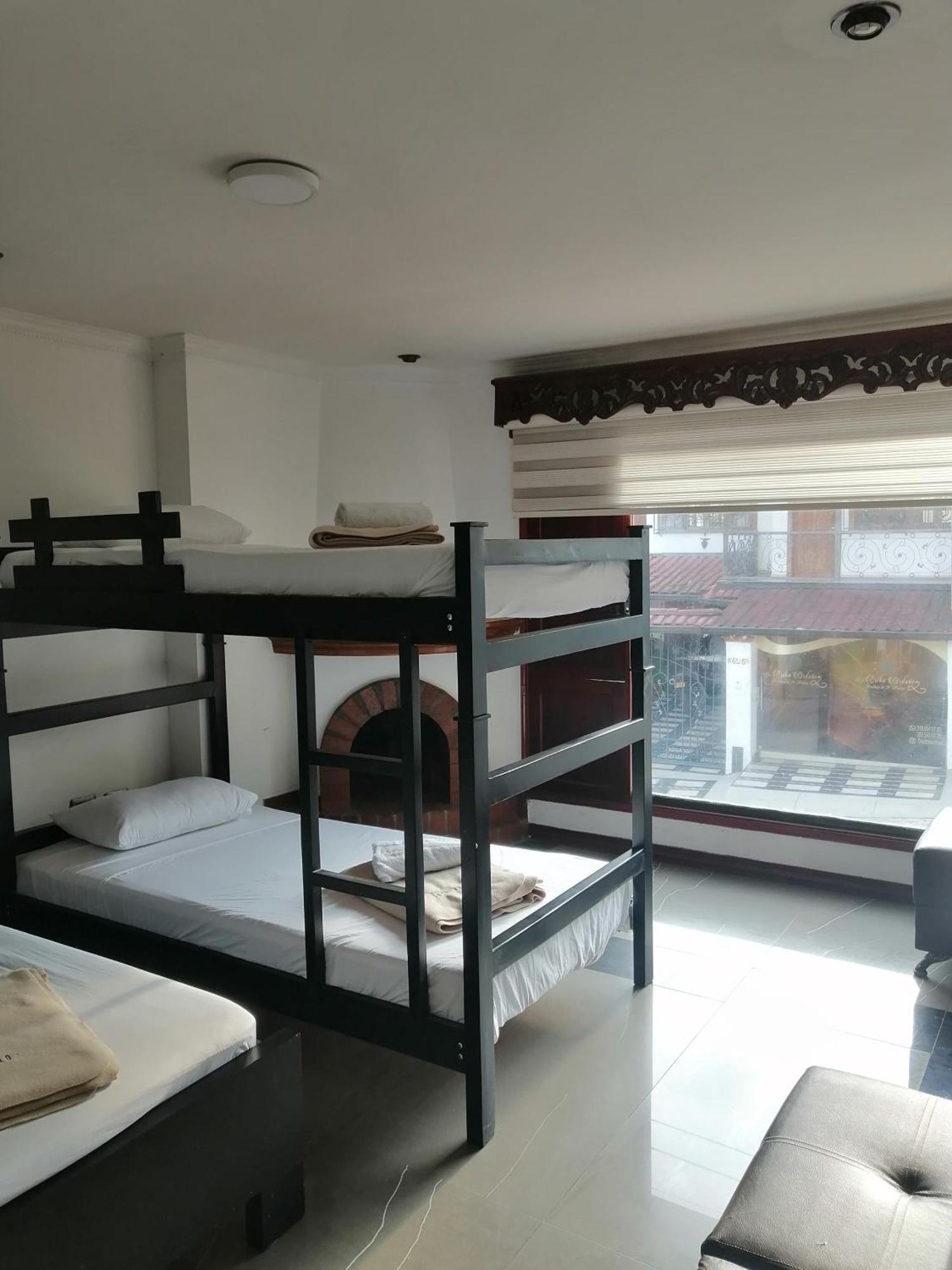 Hotel Boutique Babilonia מניזאלס מראה חיצוני תמונה